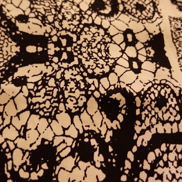 Flowly white and black Love Couture Dress - Picture 3 of 4