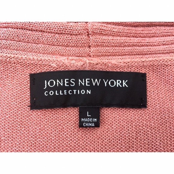Pink Jones New York Shirt - Picture 2 of 2