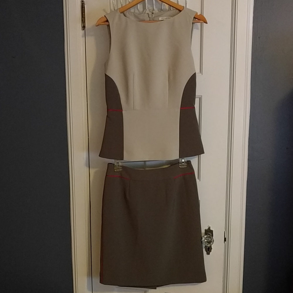 Banana Republic 2 pc sleeveless skirt suit Sz 4/6