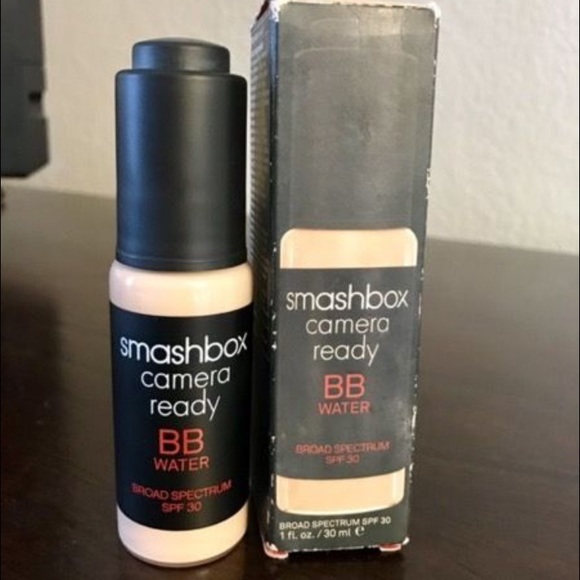 **SOLD** Smashbox Camera Ready BB Water - Picture 1 of 4