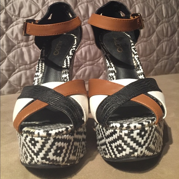 Aldo wedge - Picture 2 of 4