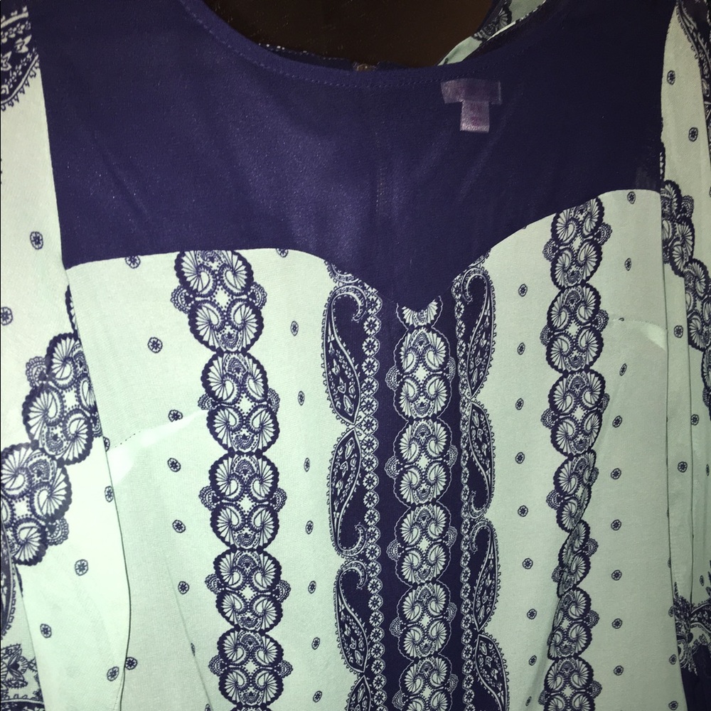 Dress - Picture 3 of 4