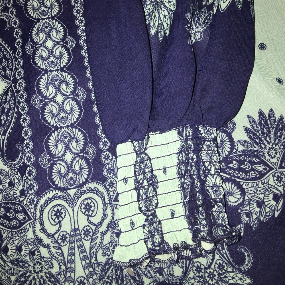 Dress - Picture 4 of 4