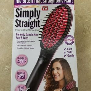 Simply Straight straightening brush