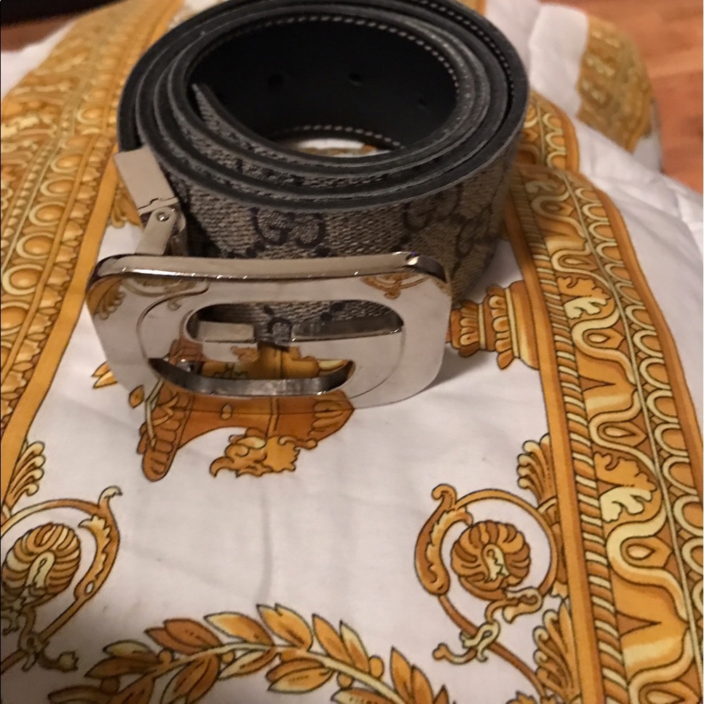 Gucci belt