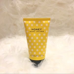 Honey by Marc Jacobs Radiant Body Lotion