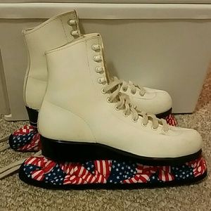 Lange White Figure Skates