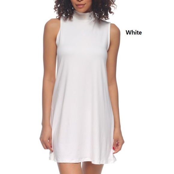 Dresses & Skirts - 💗SALE💗 White mock turtle neck t shirt dress