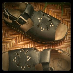 ❌SOLD❌     Rare Vintage Dr. Martin Sandals