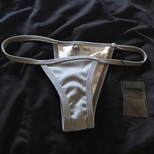 Minimale animale stranger bikini bottom