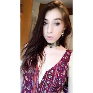 Meet your Posher, Mikayla