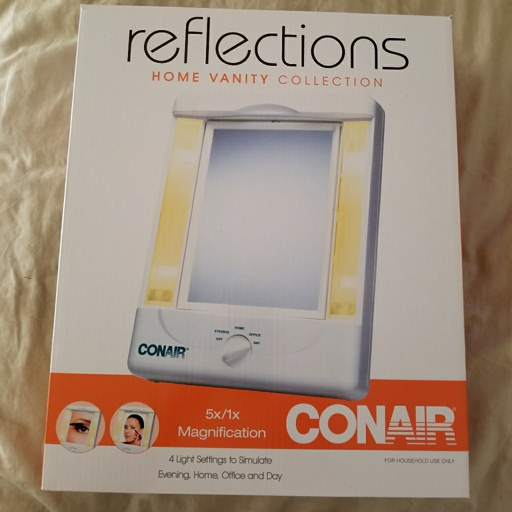 Conair Reflections Mirror 2 sided magnified