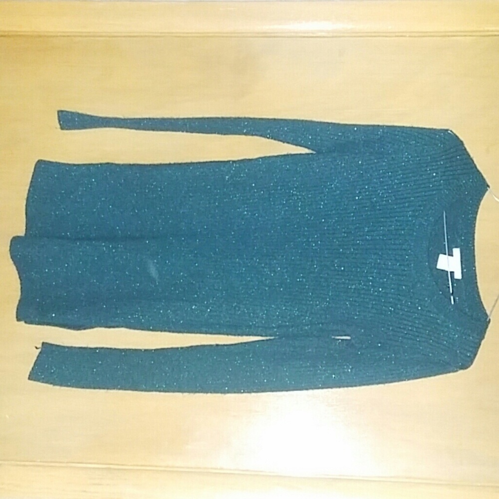 Mama h&m long sleeve shirt