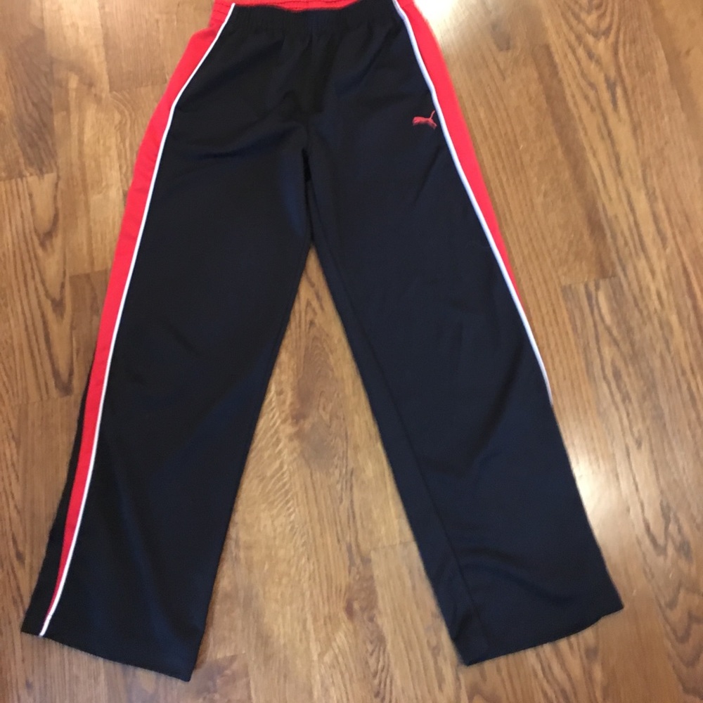 NEW PRICE💵💸Puma pants