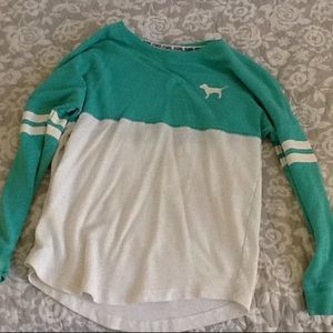 VS PINK SWEATER / LONG SLEEVE