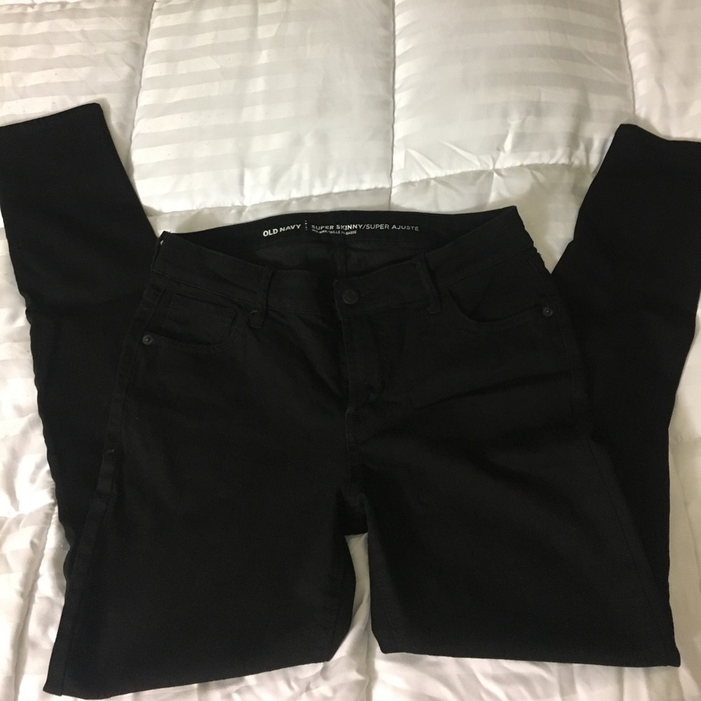 Black skinny jeans