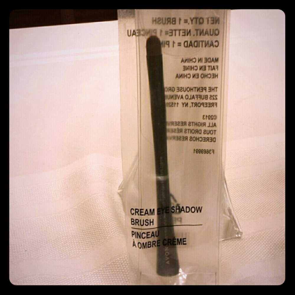 Cream eyeshadow brush