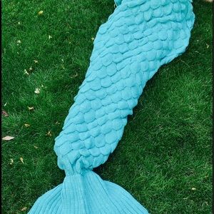 ❗️SALE❗️Mermaid Tail Blanket