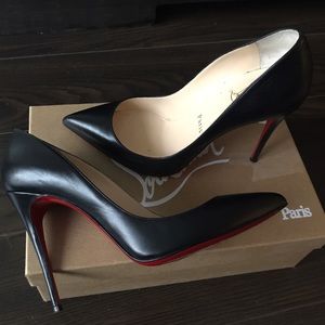 Pigalle Follies 100 Leather Point Toe Pumps