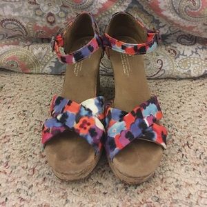 Toms Wedges