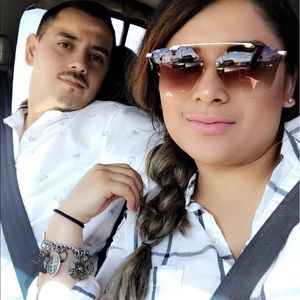 Meet your Posher, Lucero