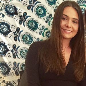 Meet your Posher, Gillian