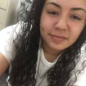 Meet your Posher, Yahaira