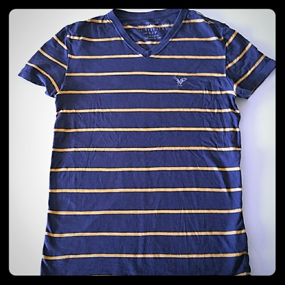 Striped AE tshirt