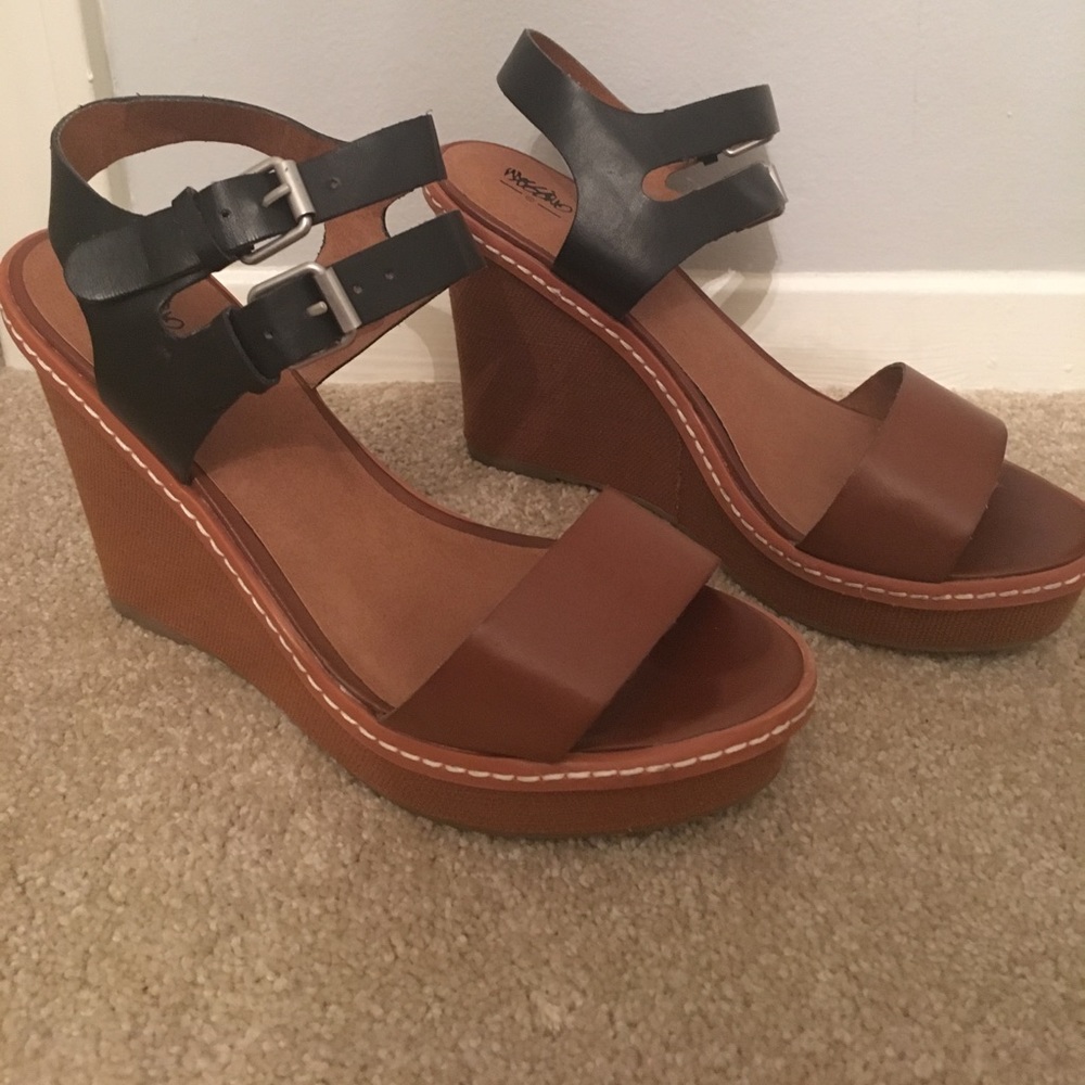 Black and Brown Wedges