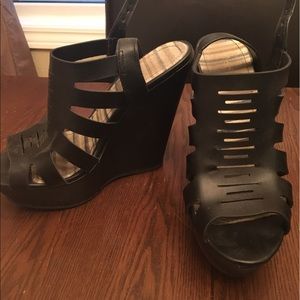 Black Wedge Sandals Size 8