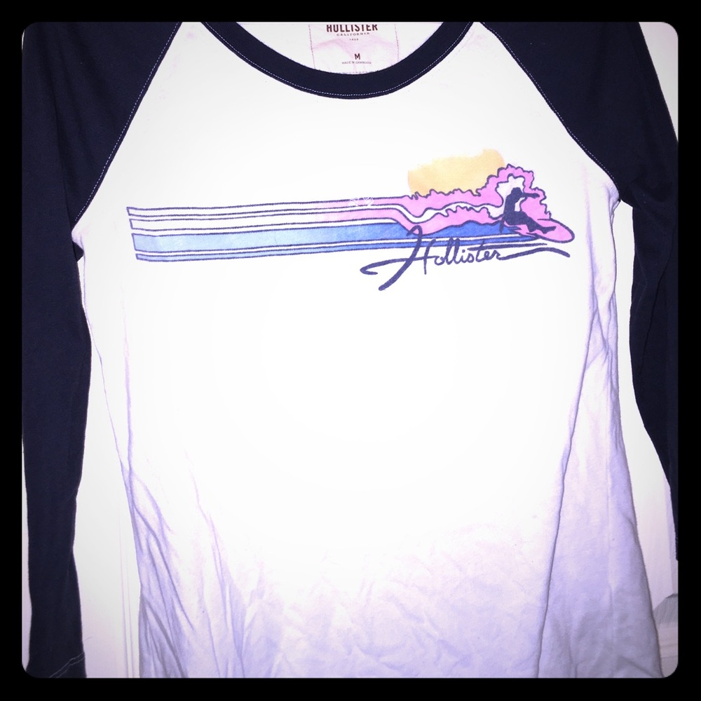 Hollister baseball tee