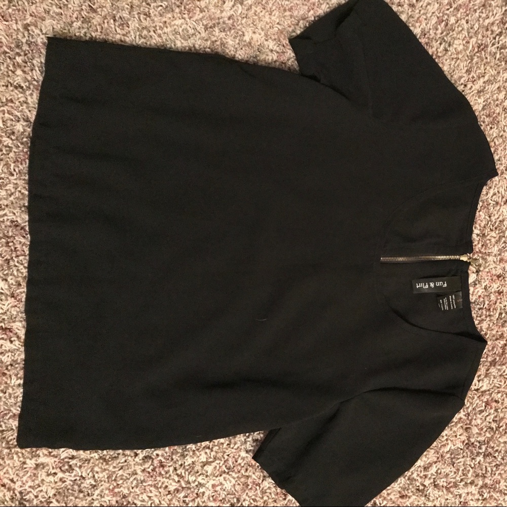 Black short-sleeve blouse