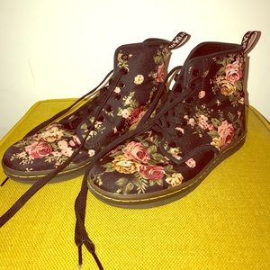 DR.MARTEN FLORAL HIGH TOPS