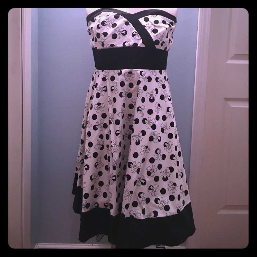 BNWT Torrid Strapless Polka Dot Party Dress