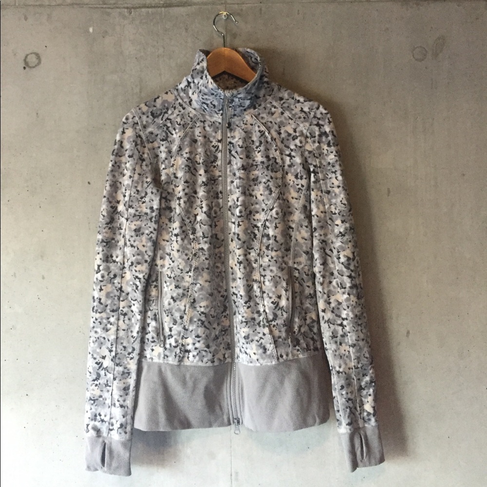 Lululemon gray/white/peach zip up jacket