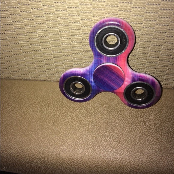 A galaxy spinner. - Picture 2 of 2