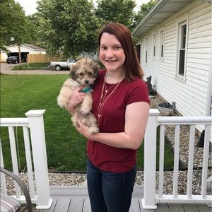 Meet your Posher, Alexis