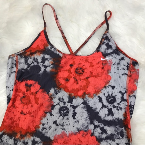 Rose floral print Nike dri fit workout tank - Picture 2 of 5
