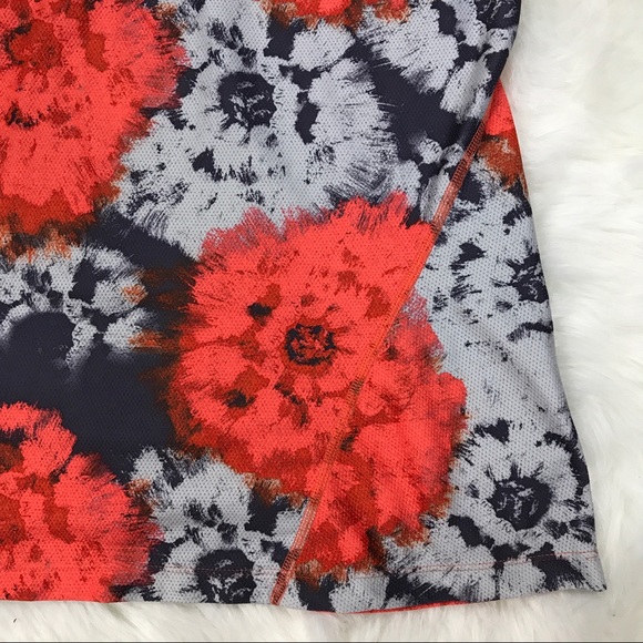 Rose floral print Nike dri fit workout tank - Picture 4 of 5