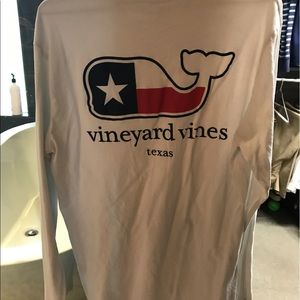 Vineyard vine long sleeve t-shirt