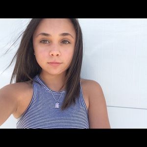 Meet your Posher, Samira