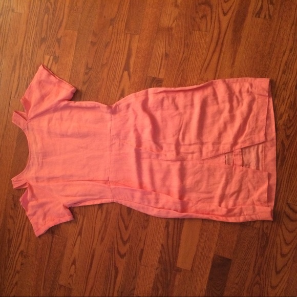 CONTEMPORARY COLD SHOULDER DRESS - Picture 6 of 8