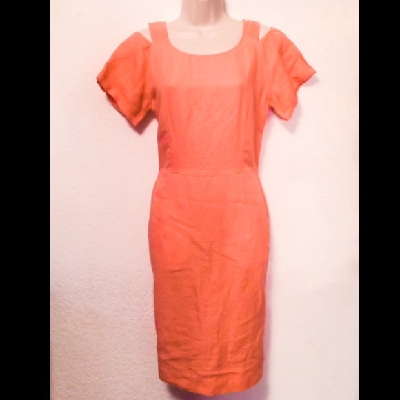 CONTEMPORARY COLD SHOULDER DRESS - Picture 2 of 8