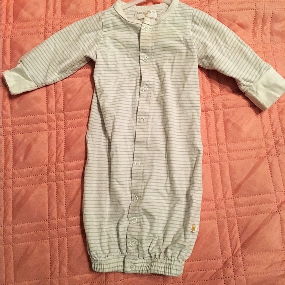 Baby night gown 👶🏻😍