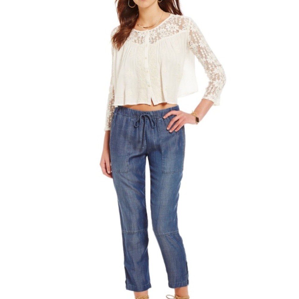 LOST IN HURRICANE IAN ๐ด๐บHPx2๐ด๐บChelsea&Violet embroider top - Picture 4 of 6