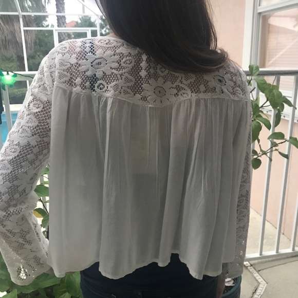 LOST IN HURRICANE IAN 🌴🌺HPx2🌴🌺Chelsea&Violet embroider top - Picture 3 of 6