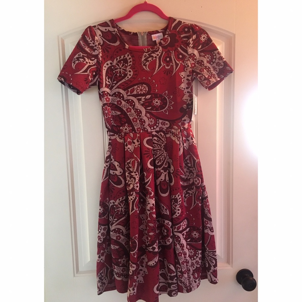Lularoe XS Maroon Amelia dress