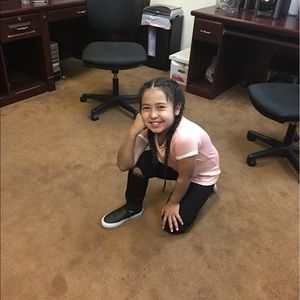 Meet your Posher, Ava