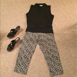 Geometric Capris