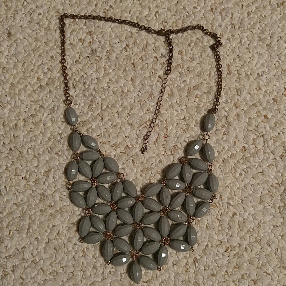 Grey Daisy Beaded Necklace
